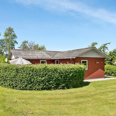 Prázdninový dům Momo - 570m From The Sea By Interhome